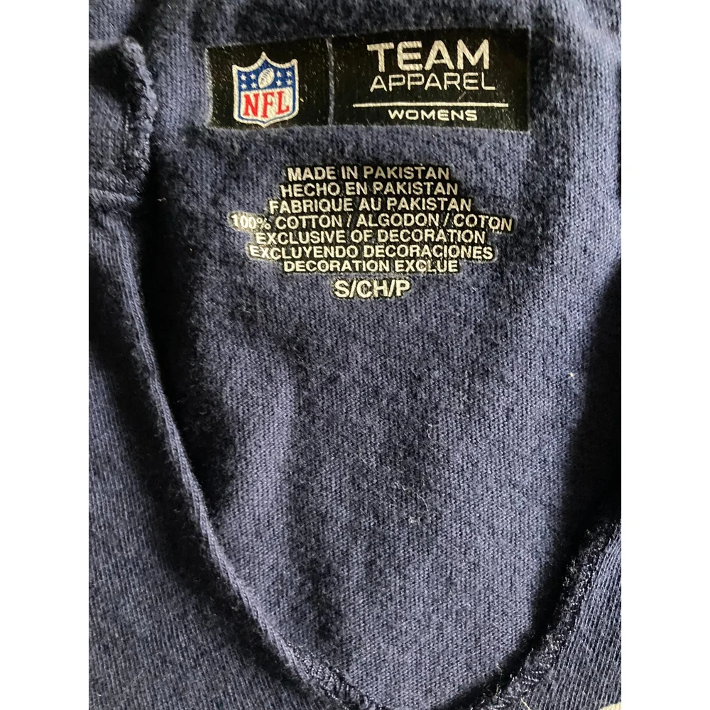 NFL Patriots Football navy blue short sleeve v-neck t-shirt size small - Picture 2 of 4